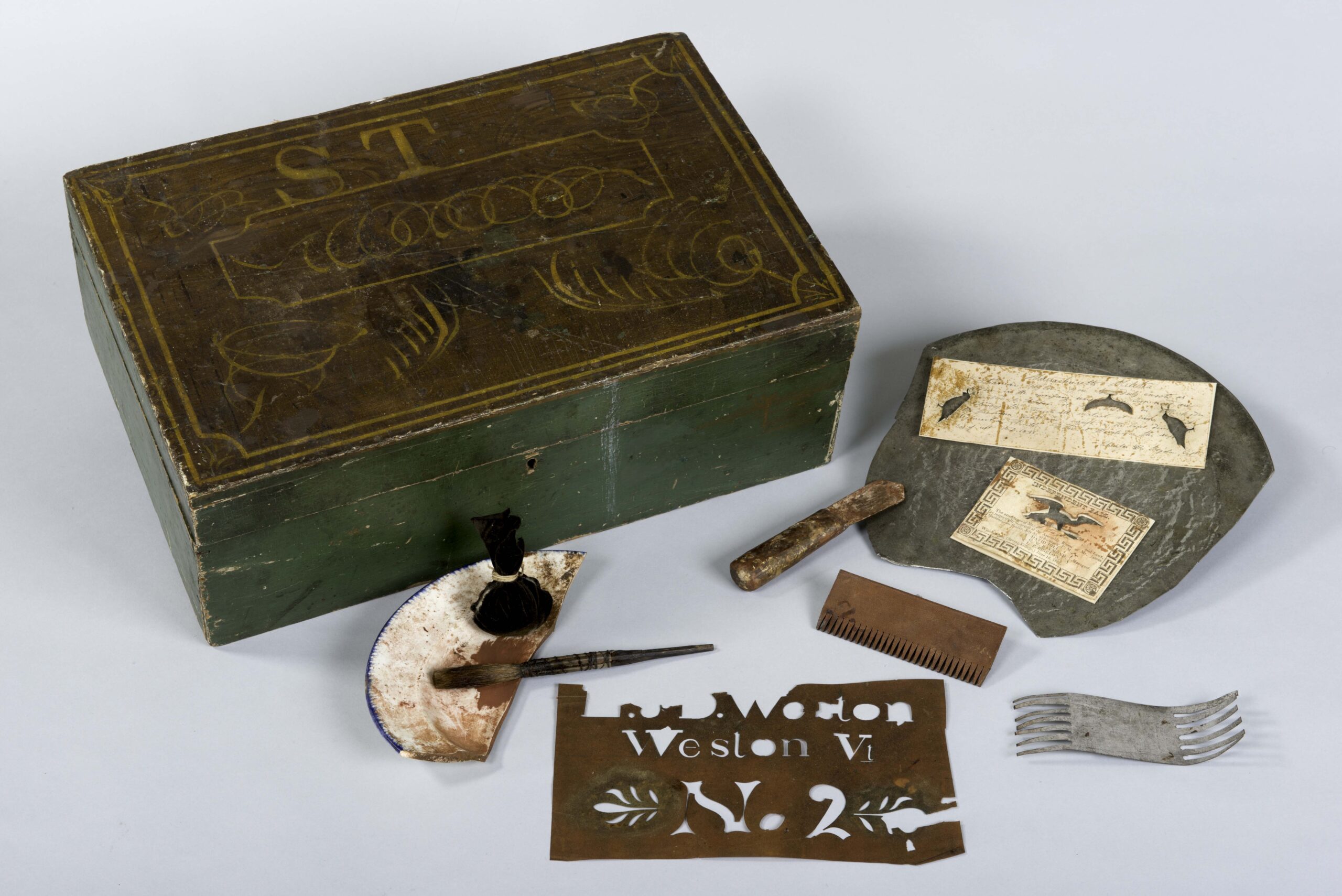 stencil box