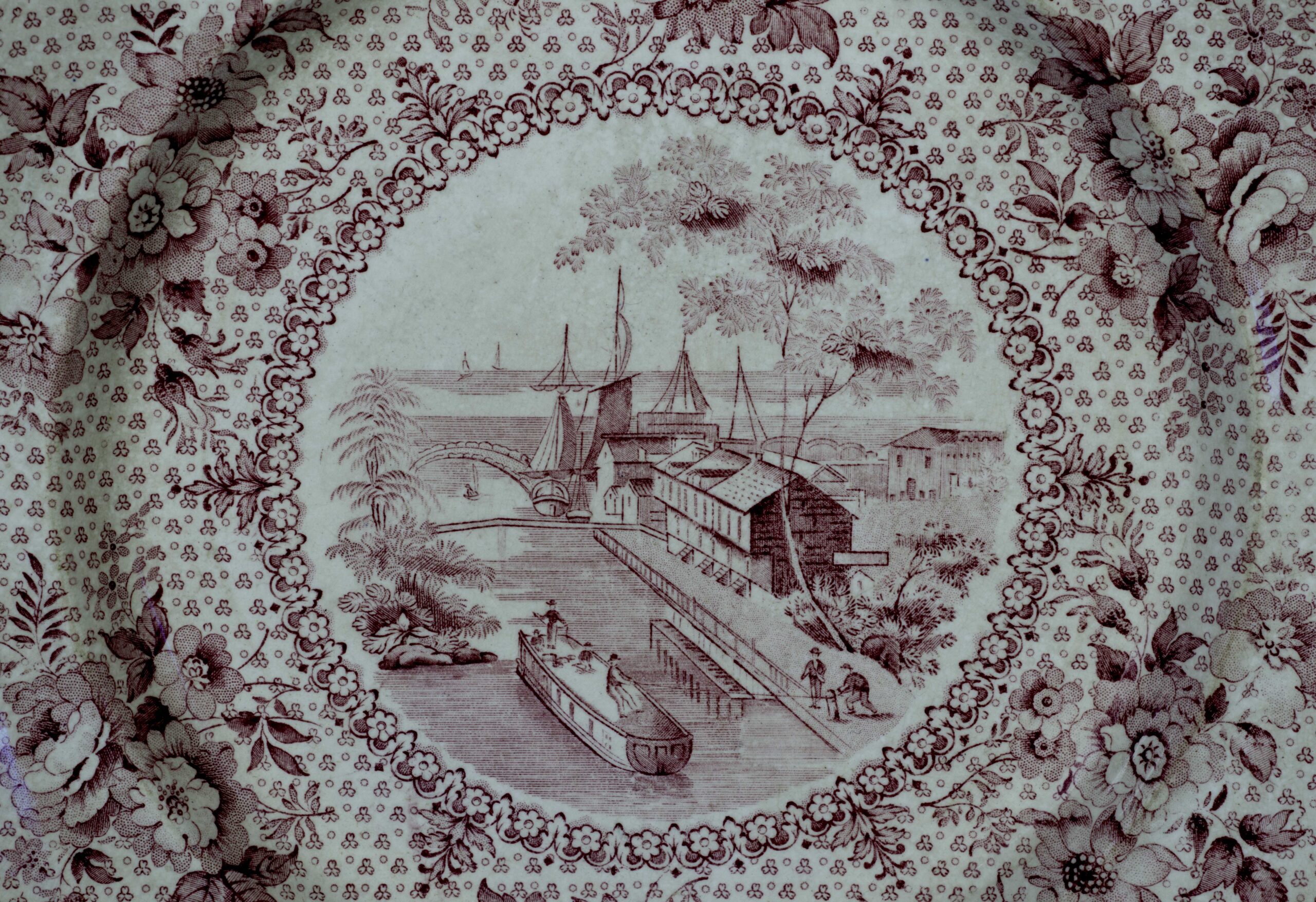 eerie canal transferred onto a plate