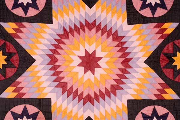 Pieced Mennonite Star of Bethlehem Medallion Quilt